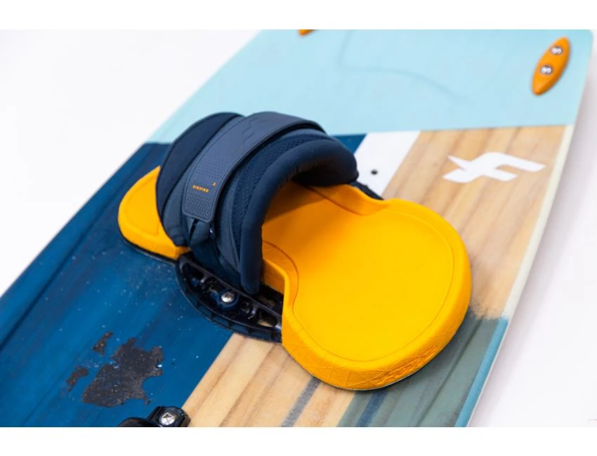 F-One Trax 136 X 40.5 - Complète 10 F-One Trax 136 X 40.5 - Complète – Image 8